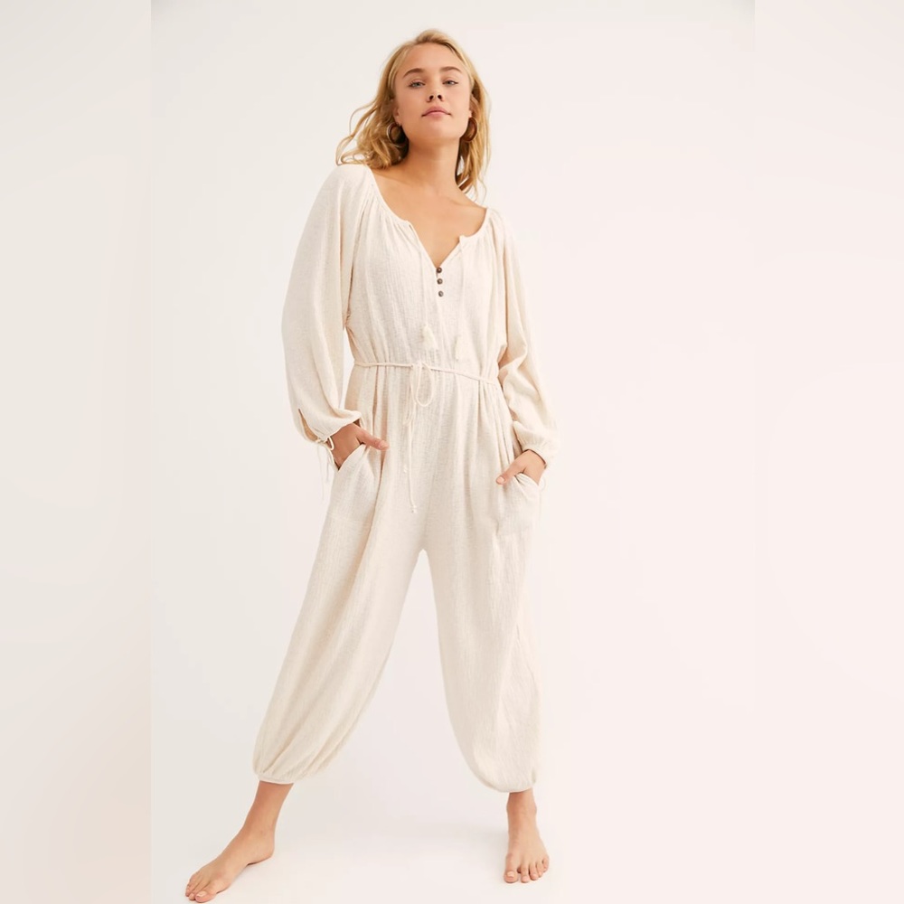 Free People Neptune Jumpsuit cream size XS